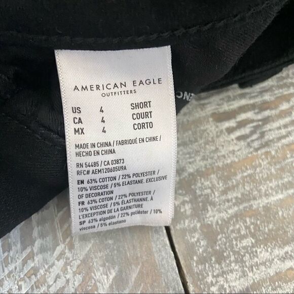 American Eagle-Hi Rise Black Distressed Jeggings (Size:6) - Picture 12 of 12